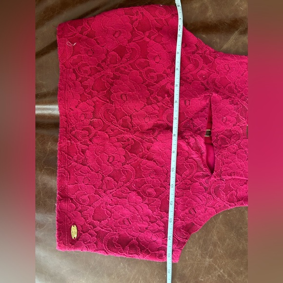 Guess lace crop top - size medium magenta color - Picture 6 of 7